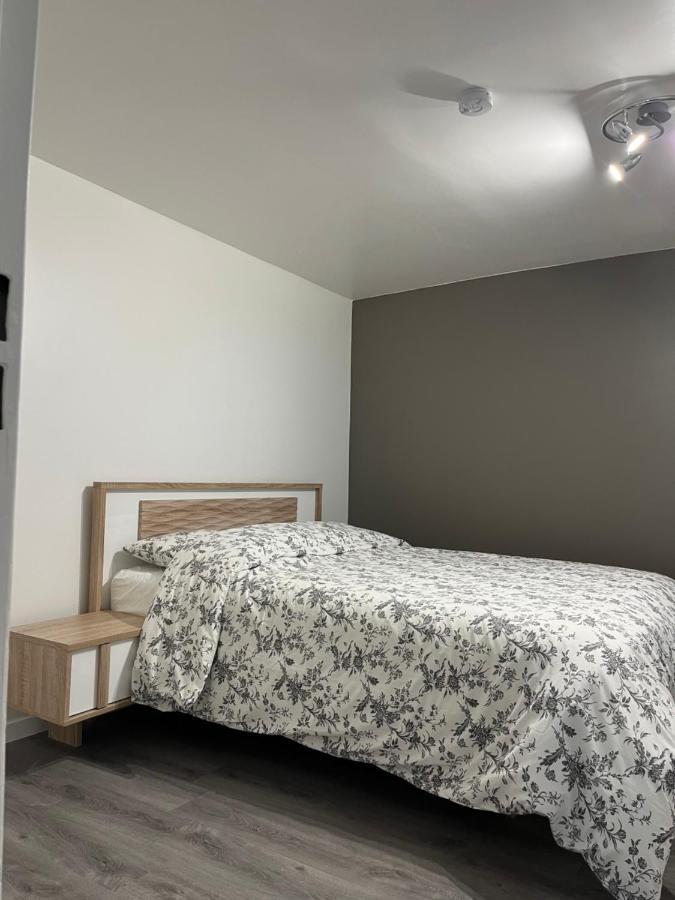 Superbe Appartement Au Bord Du Canal De St Quentin Saint-Quentin  Luaran gambar